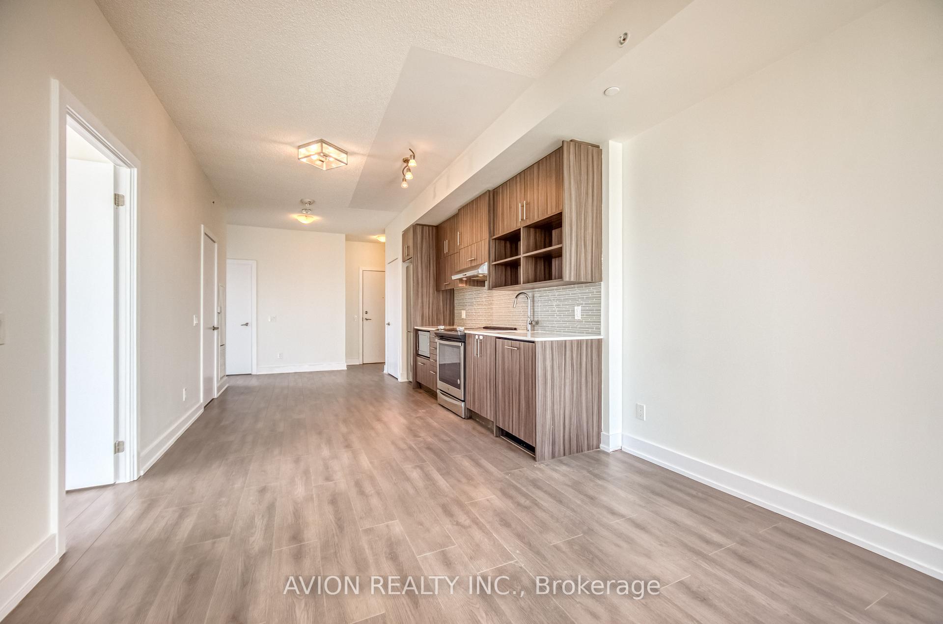 2 Bedrooms Condo at 128 Fairview Mall,  Toronto For sale
