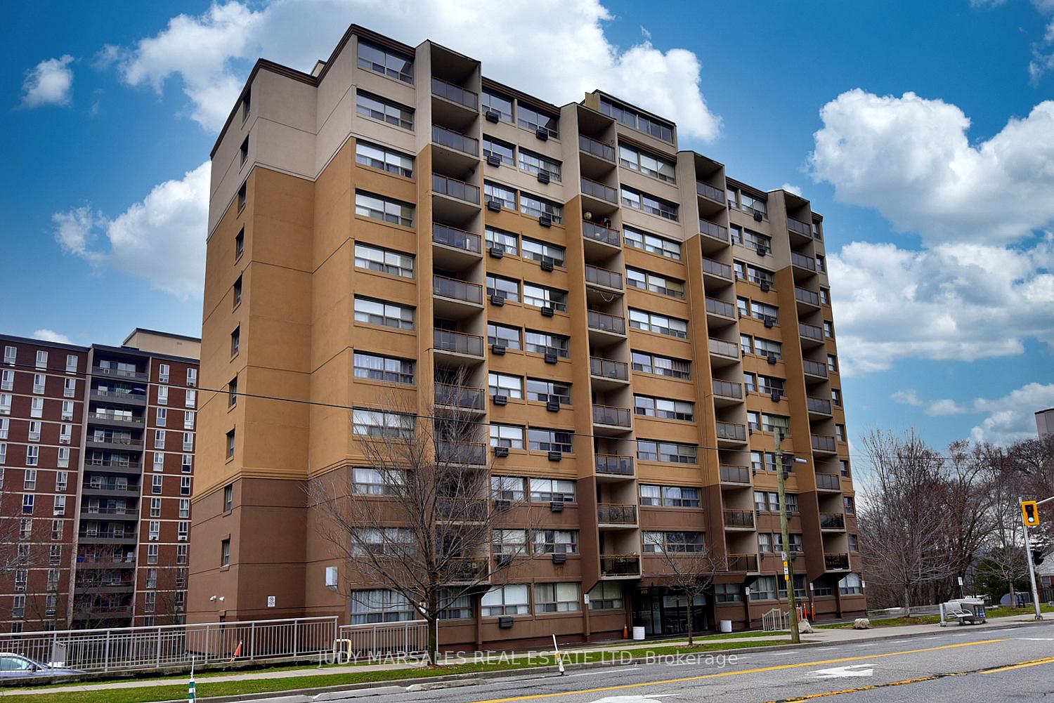 1 Bedroom Condo at 1950 Main,  Hamilton For sale