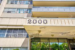 2000 Sheppard Avenue W 411