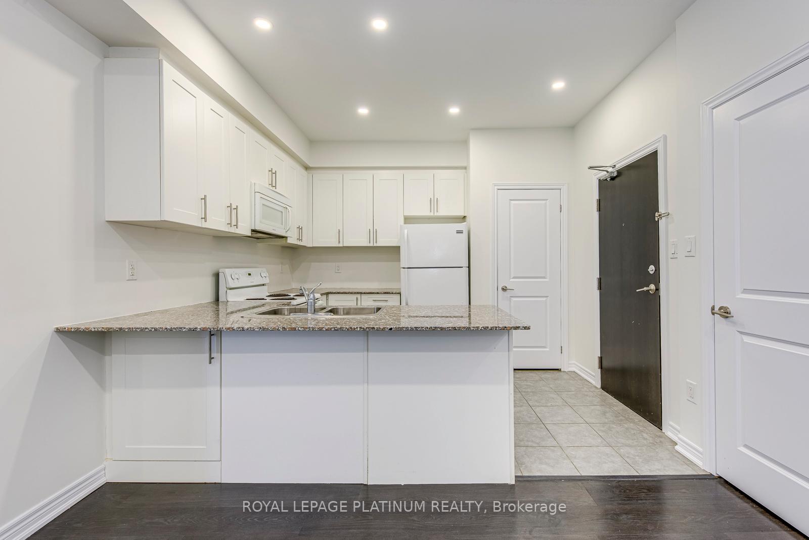 2 Bedrooms Condo at 2339 Sawgrass, Oakville For sale