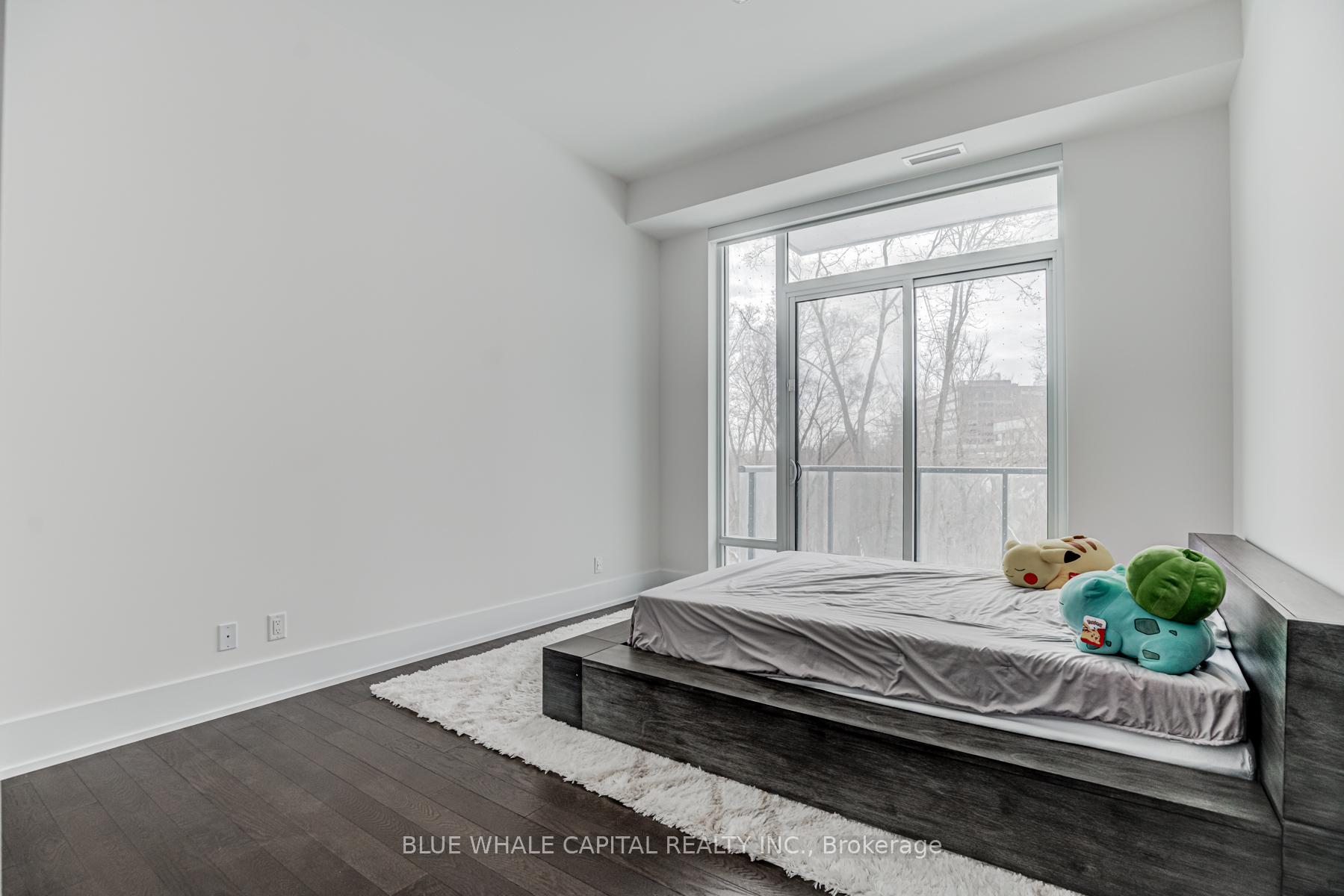 3 Bedrooms Condo at 25 Adra Grado,  Toronto For sale