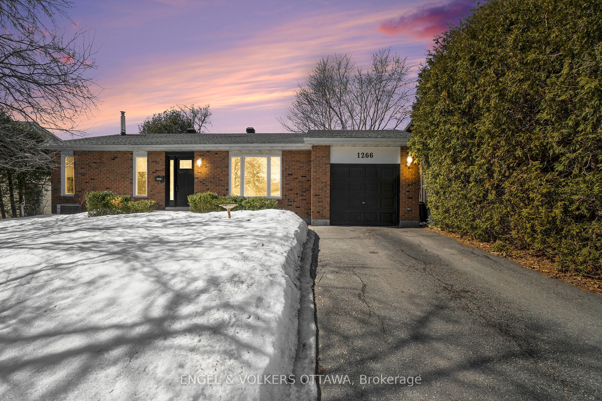 1266 Alloway Crescent, OverbrookCastleheightsandArea, ON K1K 3Z1