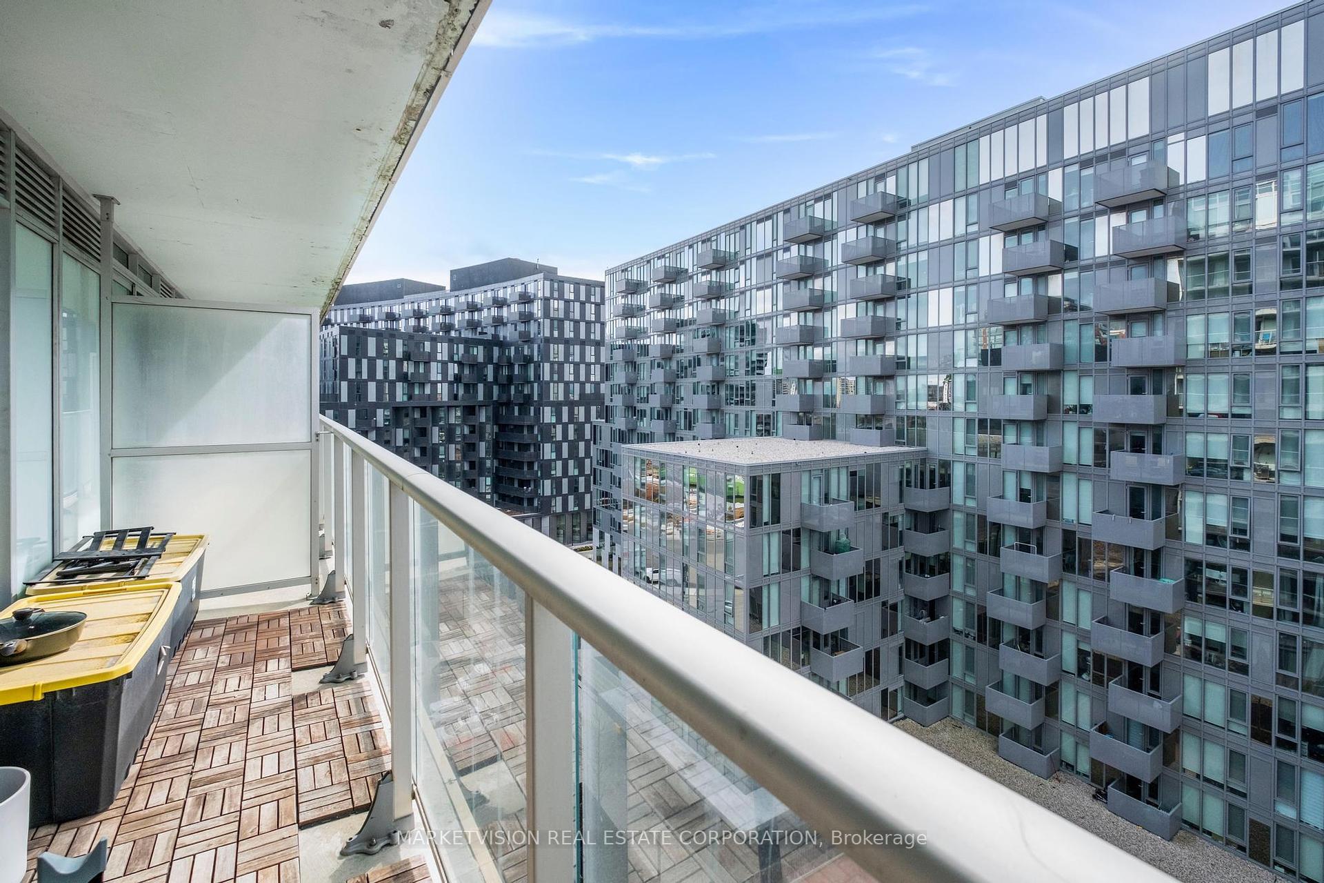 2 Bedrooms Condo at 565 Wilson,  Toronto For sale