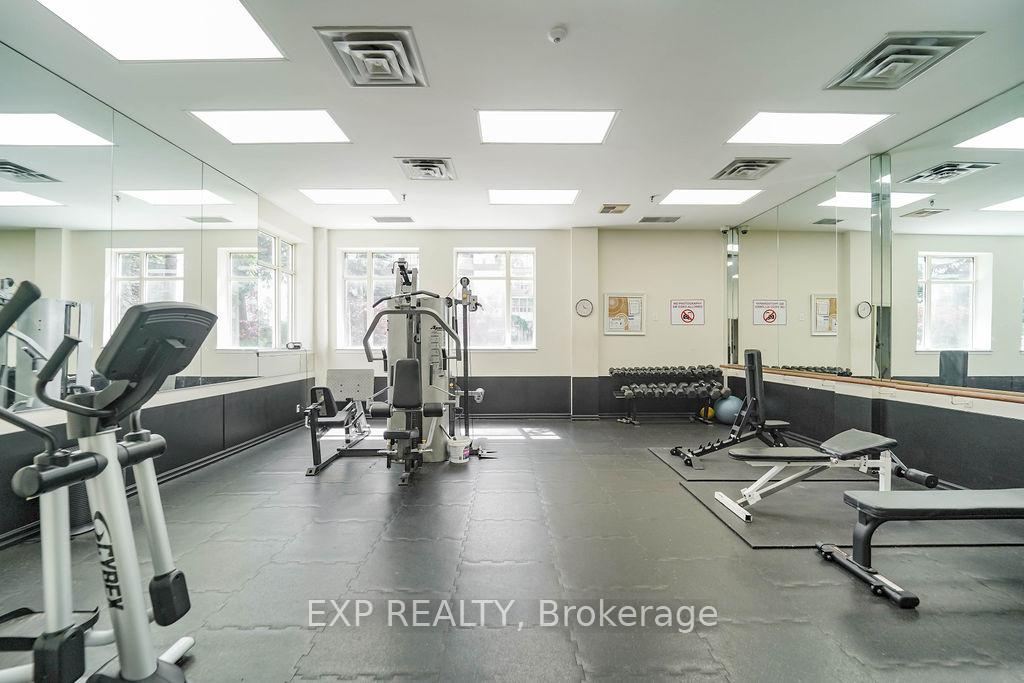2 Bedrooms Condo at 410 Mclevin, Toronto For sale