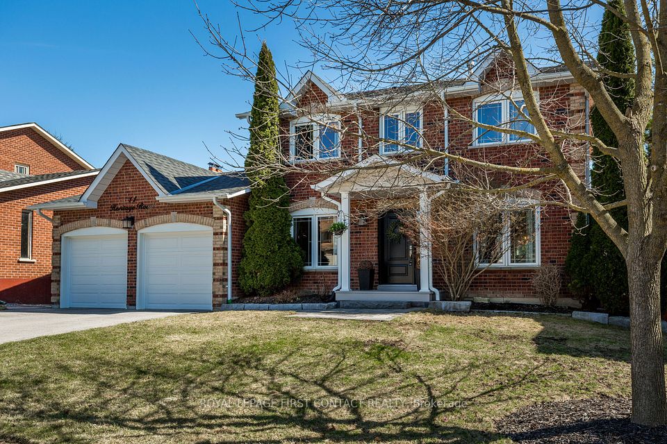 11 Heritage Road, Innisfil, ON L0L 1L0