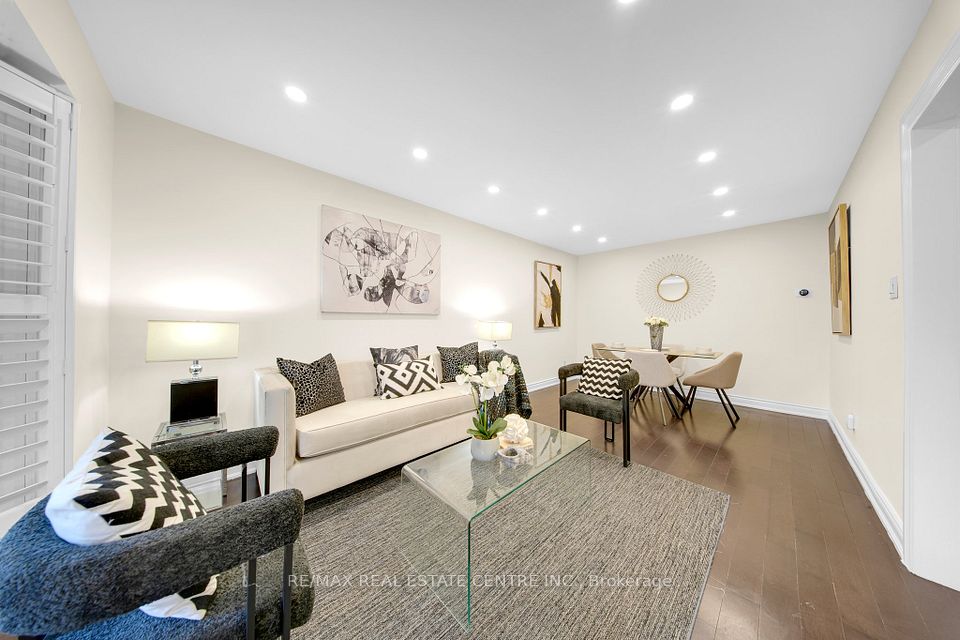 30 Oaklea