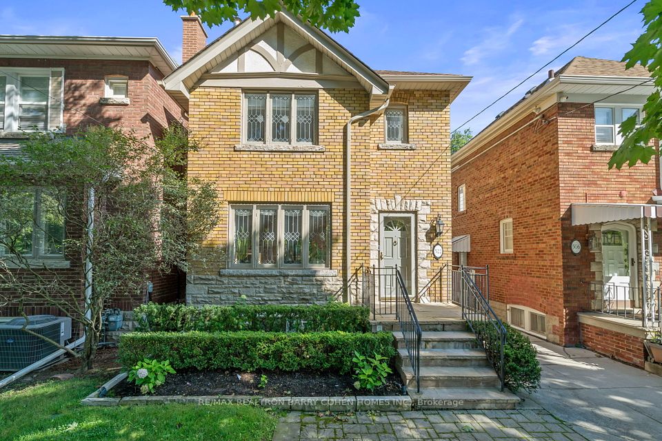 522 Roselawn