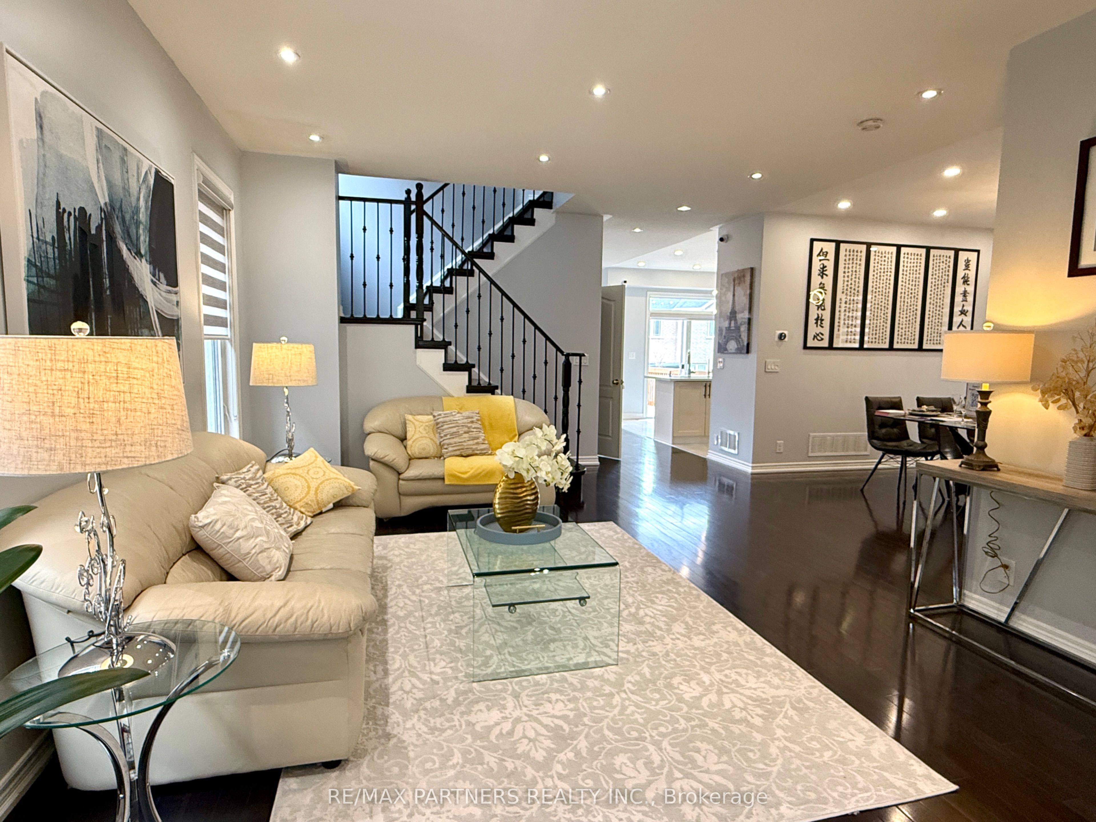 277 Mavrinac Boulevard, Aurora, ON L4G 0E7