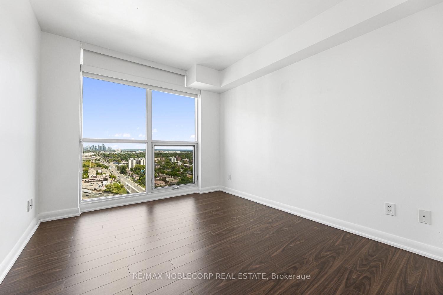 2 Bedrooms Condo at 215 Sherway Gardens, Toronto For sale
