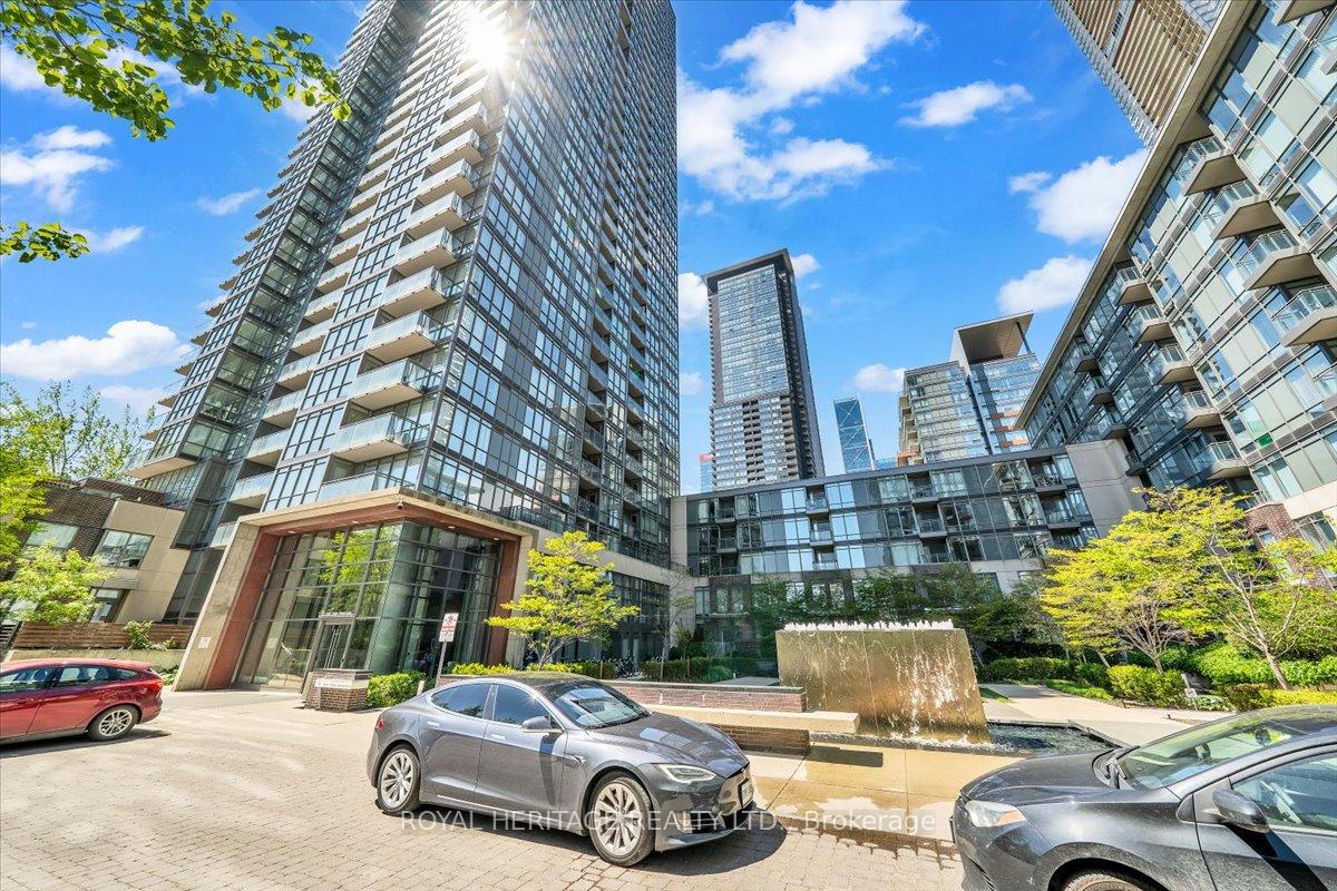 1 Bedroom Condo at 11 Brunel, Toronto For sale