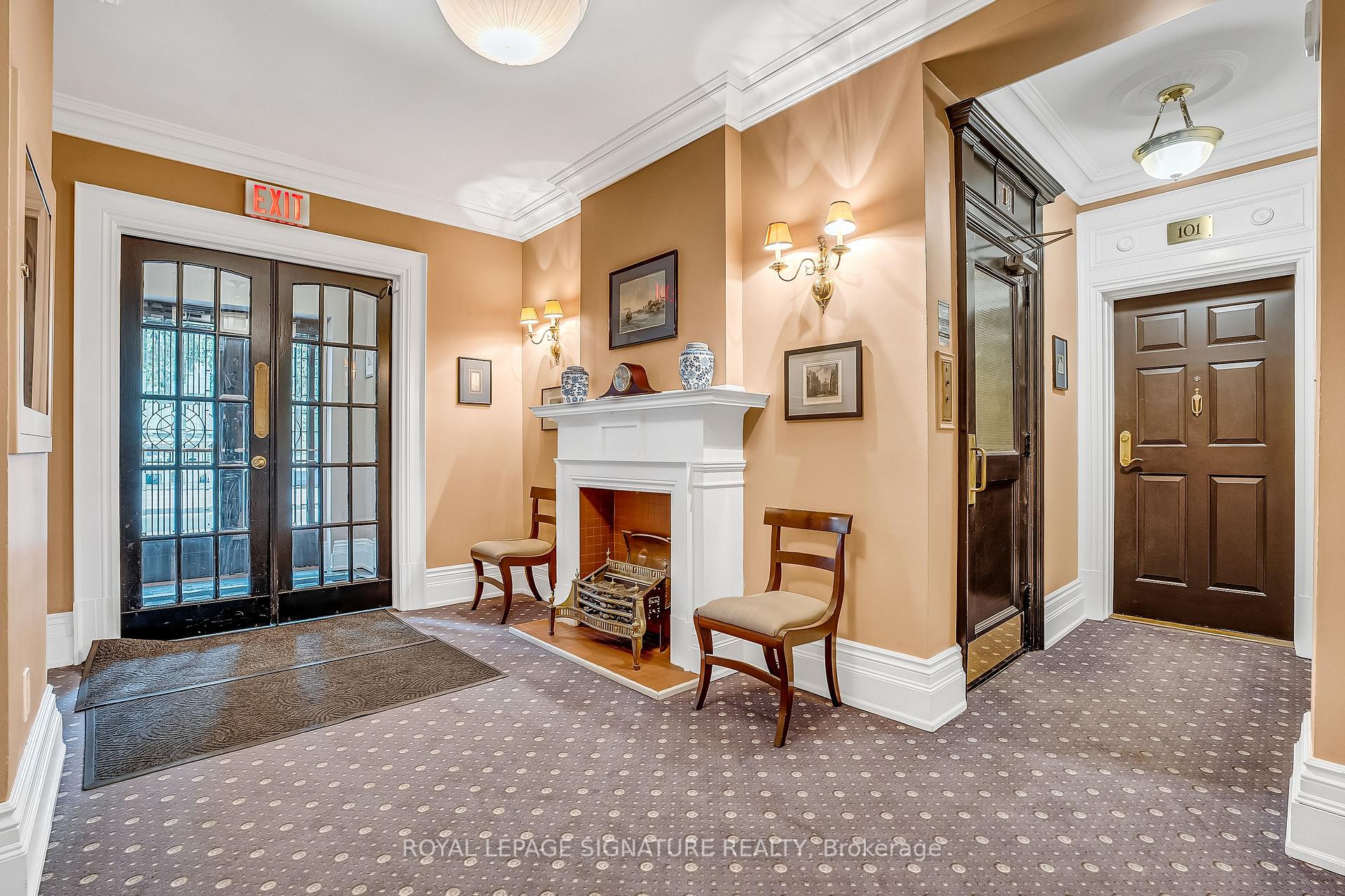 2 Bedrooms Co-op at 150 St Clair, Toronto For sale