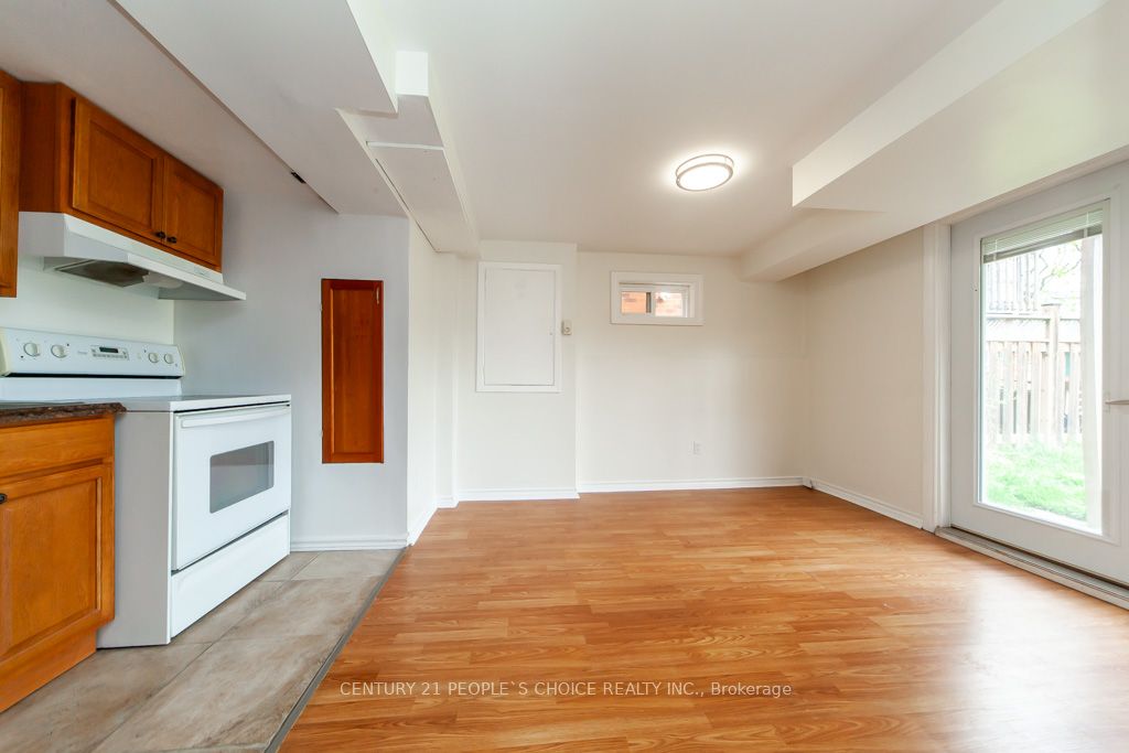 35 Fernbank Place
