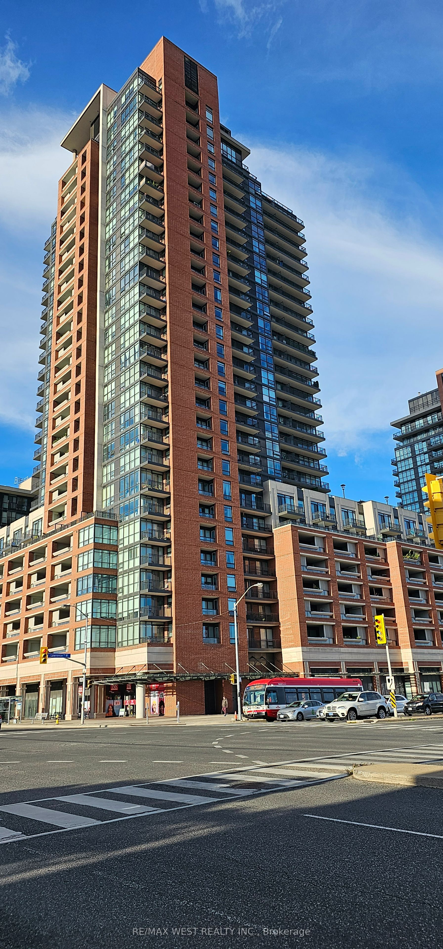 #2010 - 830 Lawrence Avenue, Toronto, ON M6A 0B6