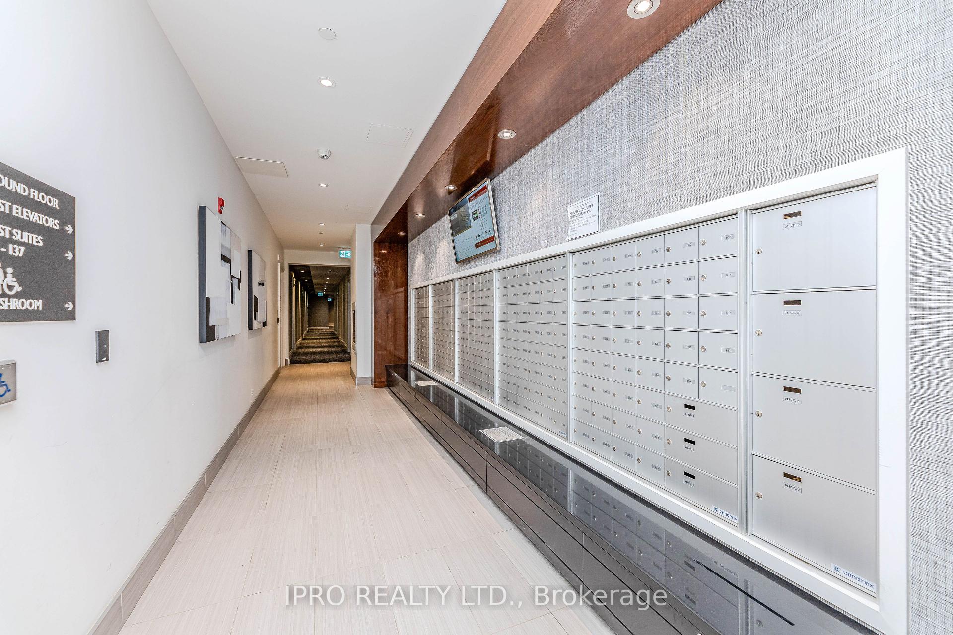 1 Bedroom Condo at 102 Grovewood Common, Oakville For sale