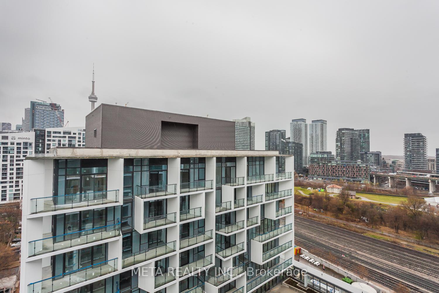 2 Bedrooms Condo at 9 Tecumseth, Toronto For sale