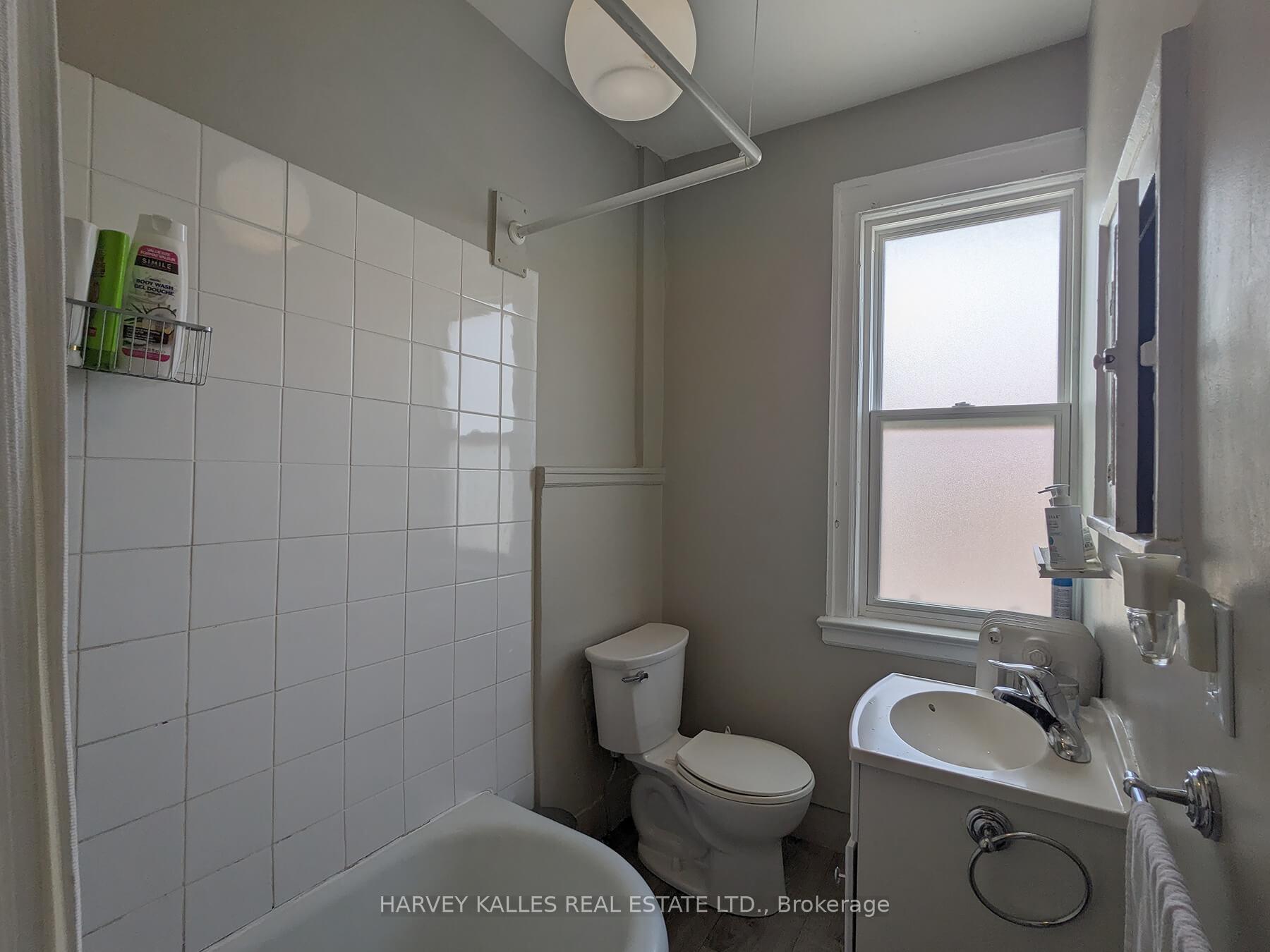 1 Brookdale Avenue 5