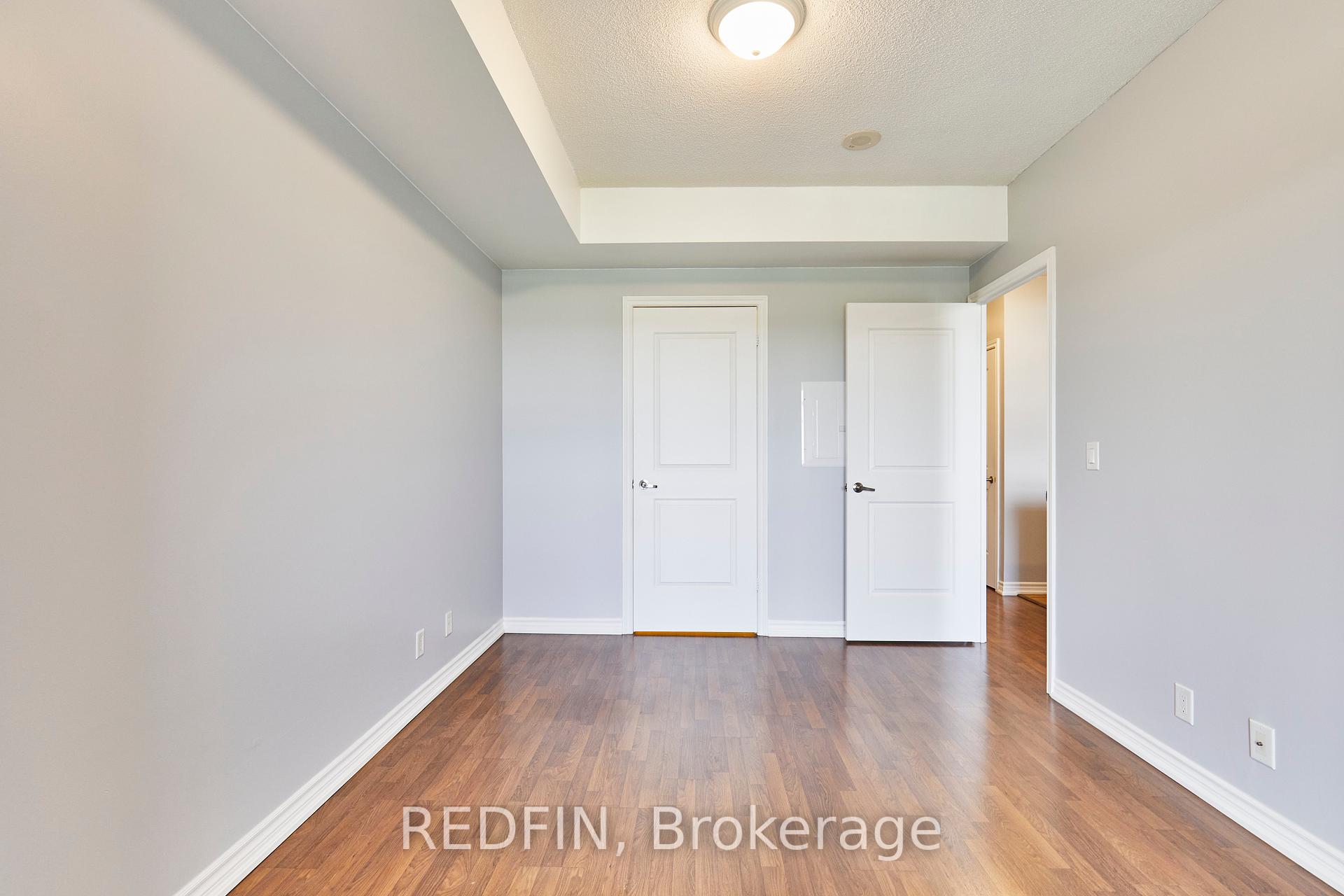 2 Bedrooms Condo at 9235 Jane, Vaughan For sale