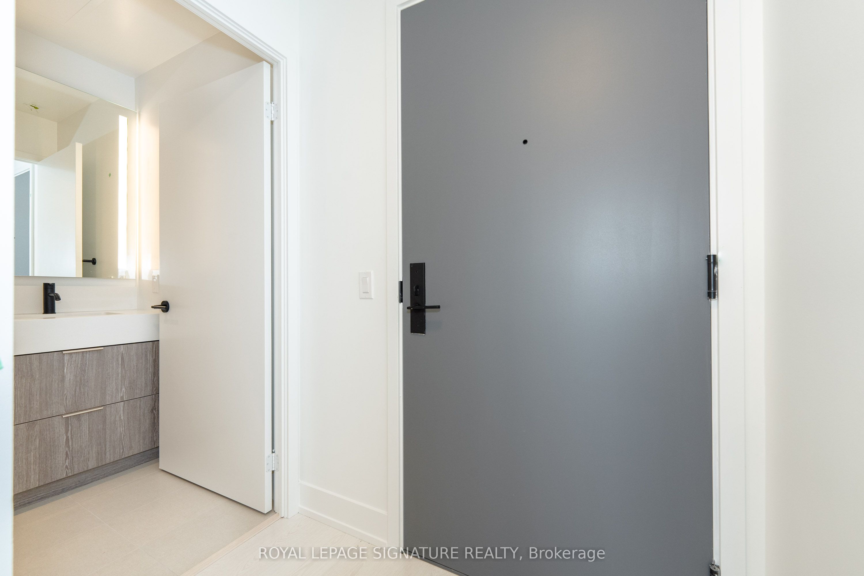 308 Jarvis Street, #2806