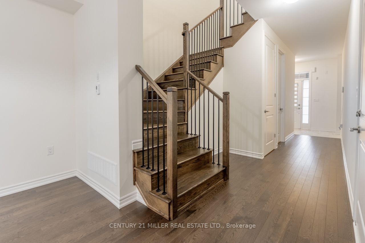 476 Bergamot Avenue