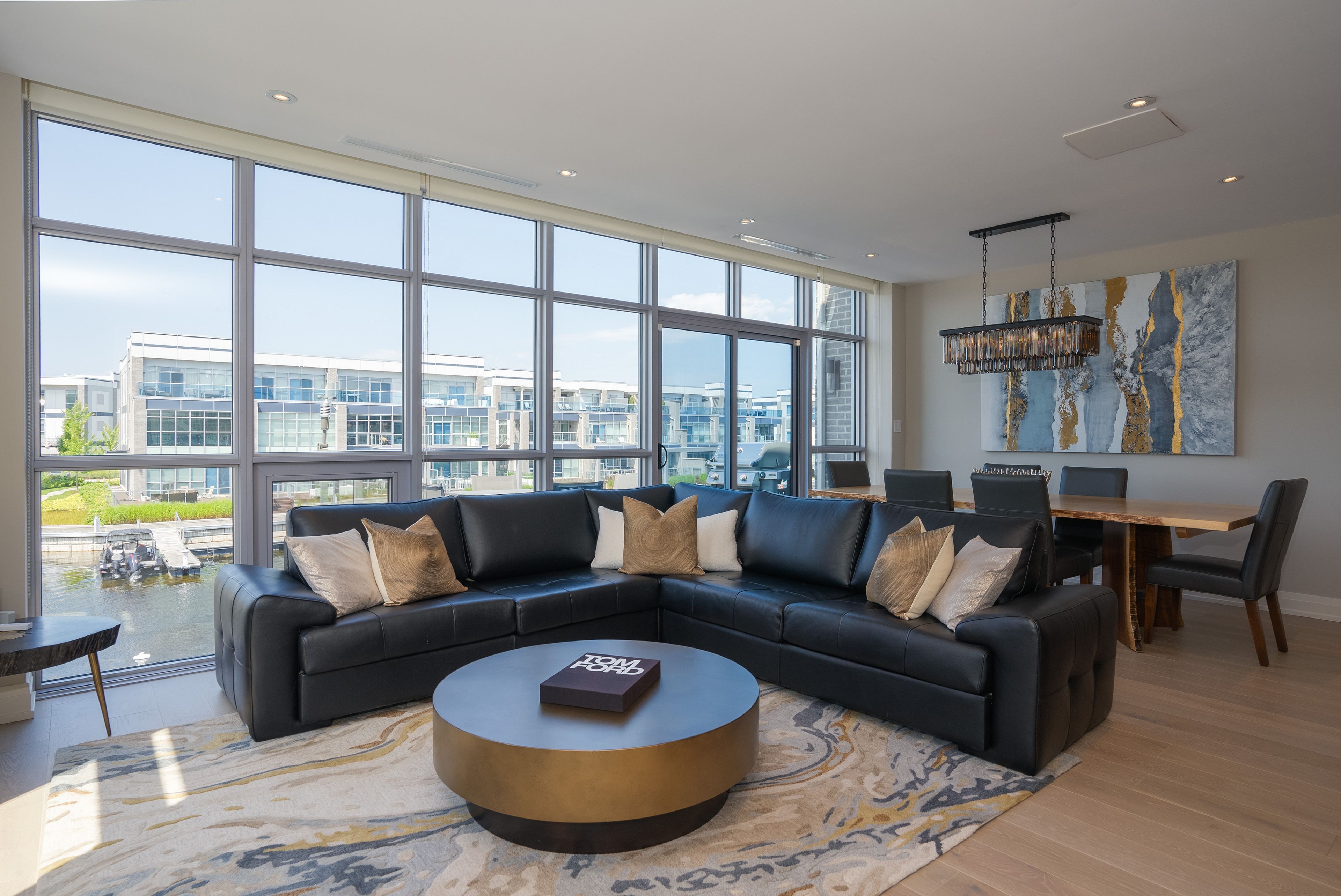 3730 Mangusta Court