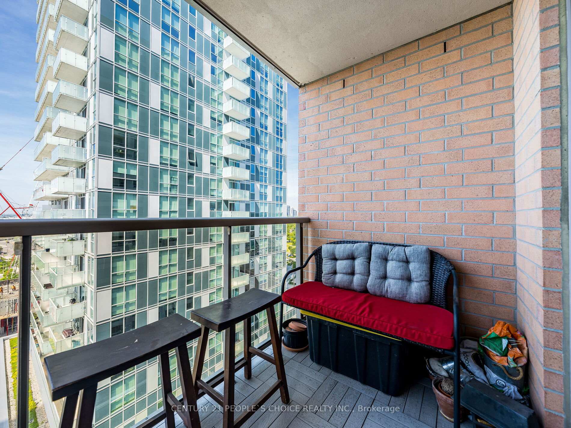 3 Bedrooms Condo at 5233 Dundas, Toronto For sale