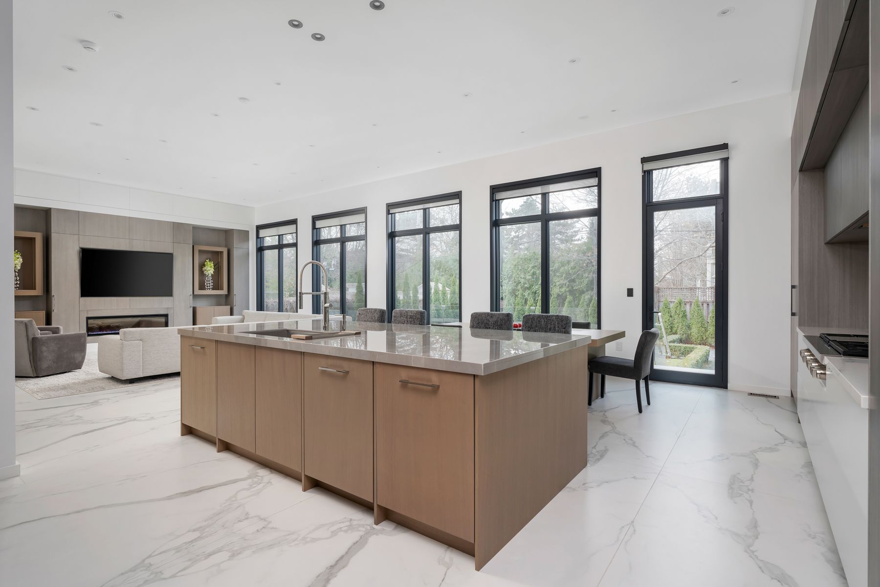 474 Russell Hill Road