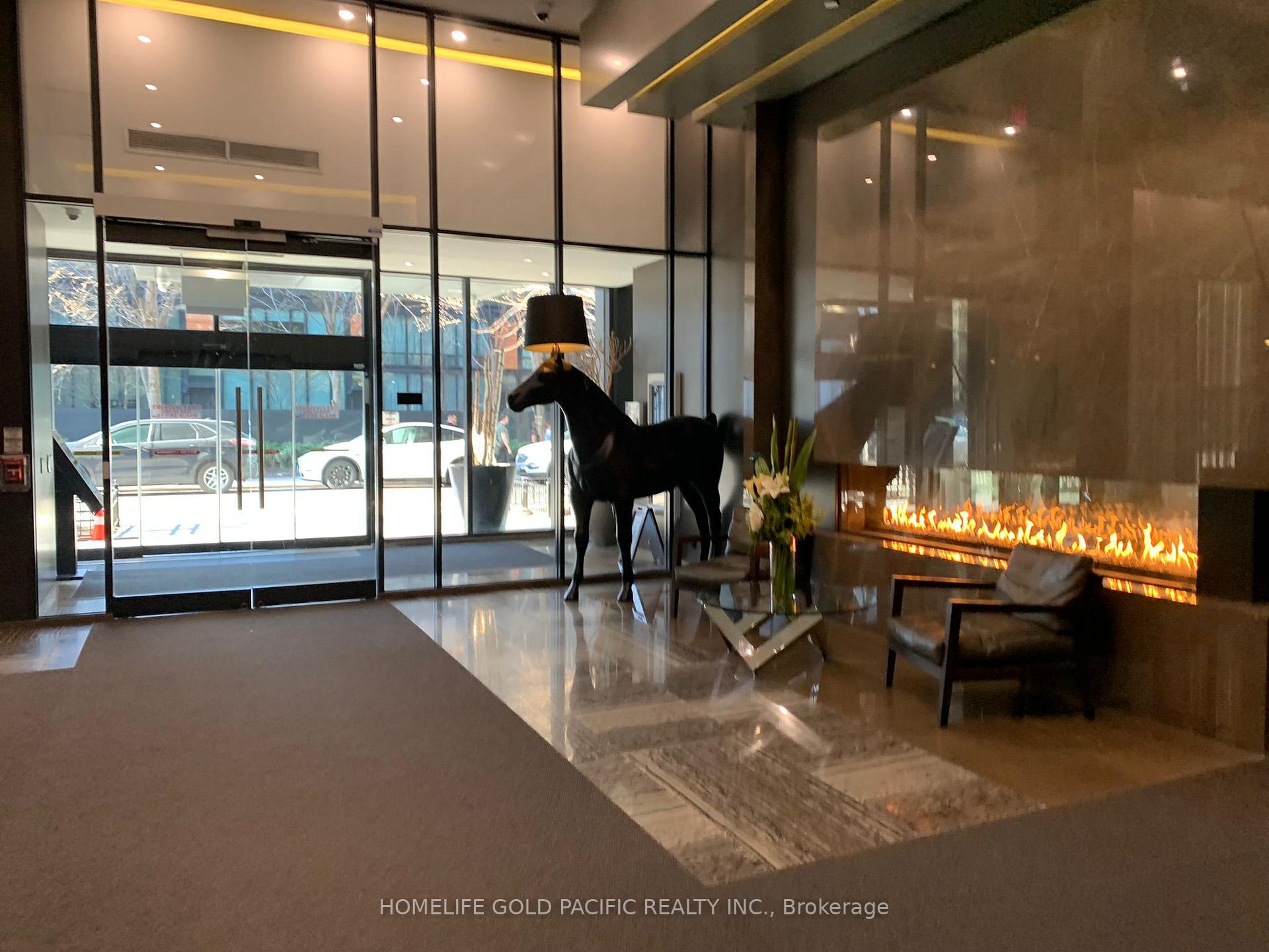 1 Bedroom Condo at 101 Charles, Toronto For sale