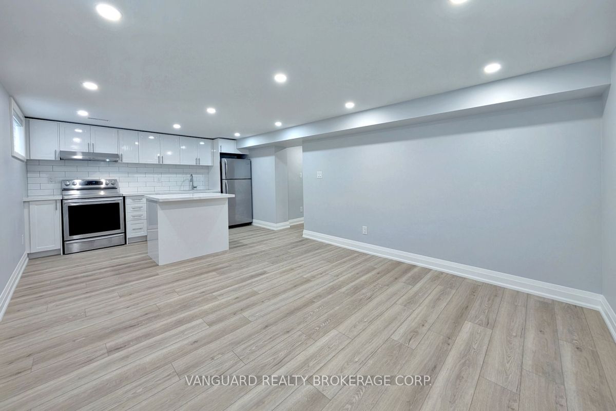 14 Bradfield Avenue
