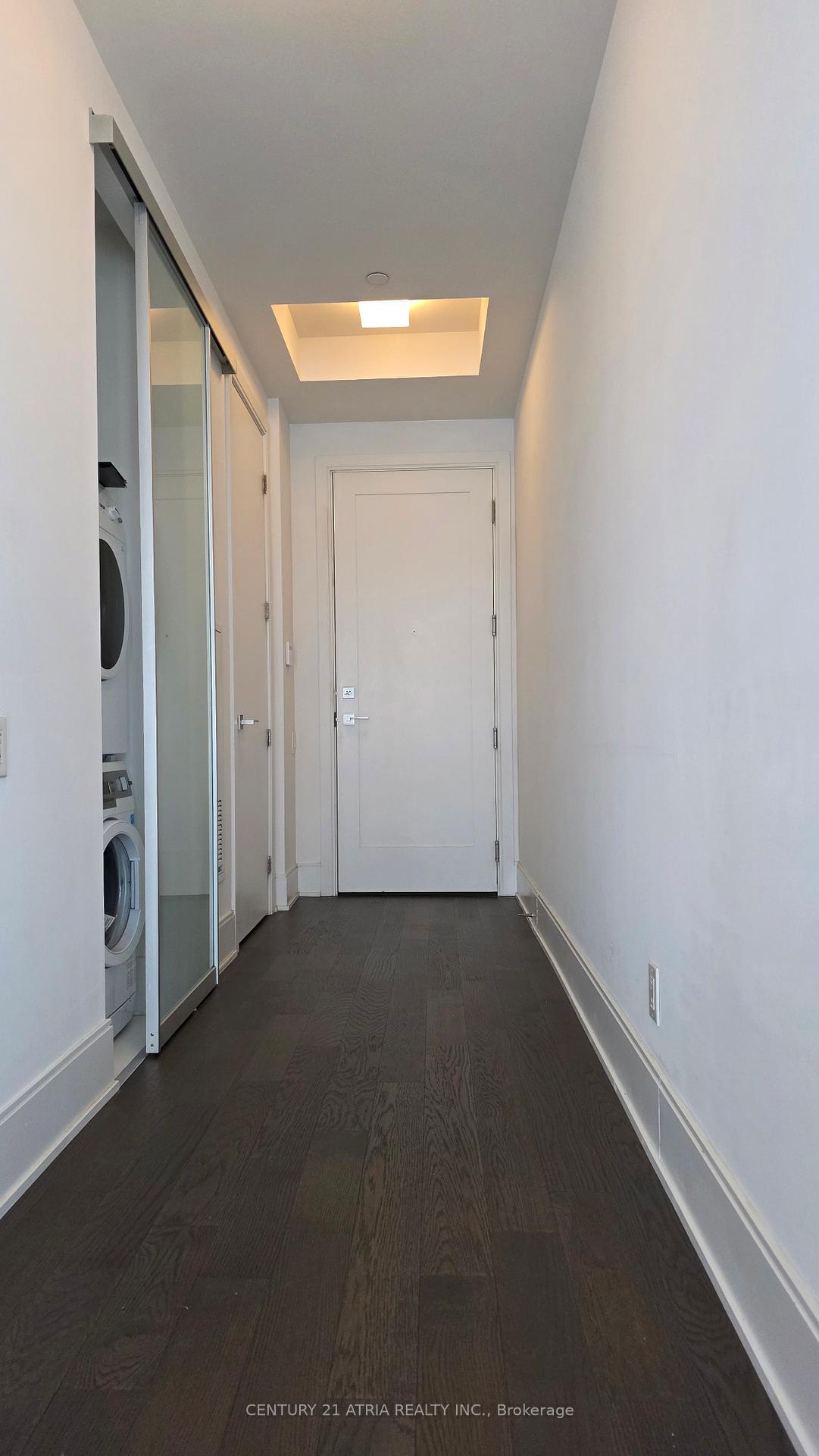 1 Bedroom Condo at 50 Charles, Toronto For sale