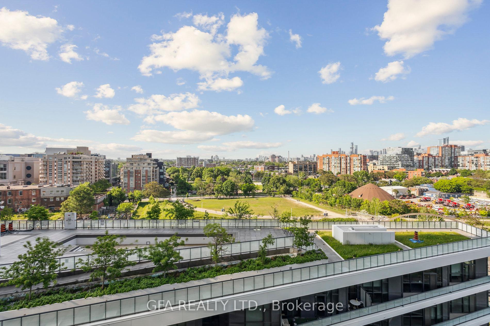 2 Bedrooms Condo at 30 Ordnance, Toronto For sale