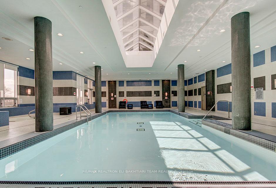 2 Bedrooms Condo at 100 Harrison Garden,  Toronto For sale