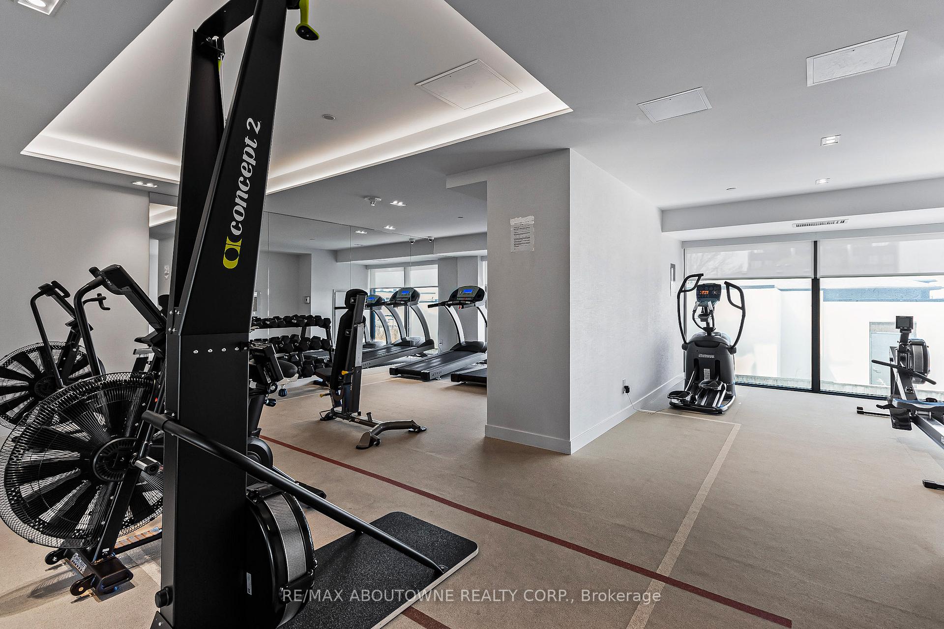 3 Bedrooms Condo at 1195 The Queensway, Toronto For sale