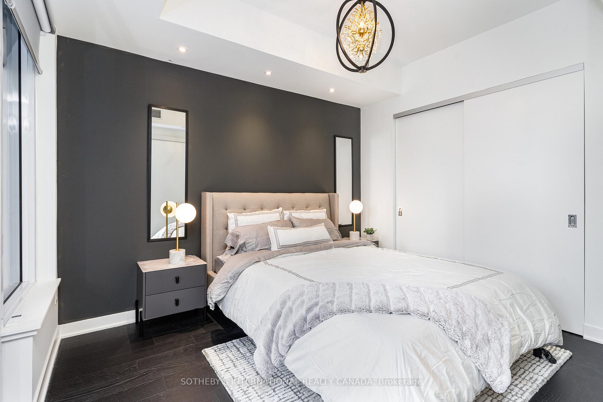 1 Bedroom Condo at 11 Yorkville, Toronto For sale
