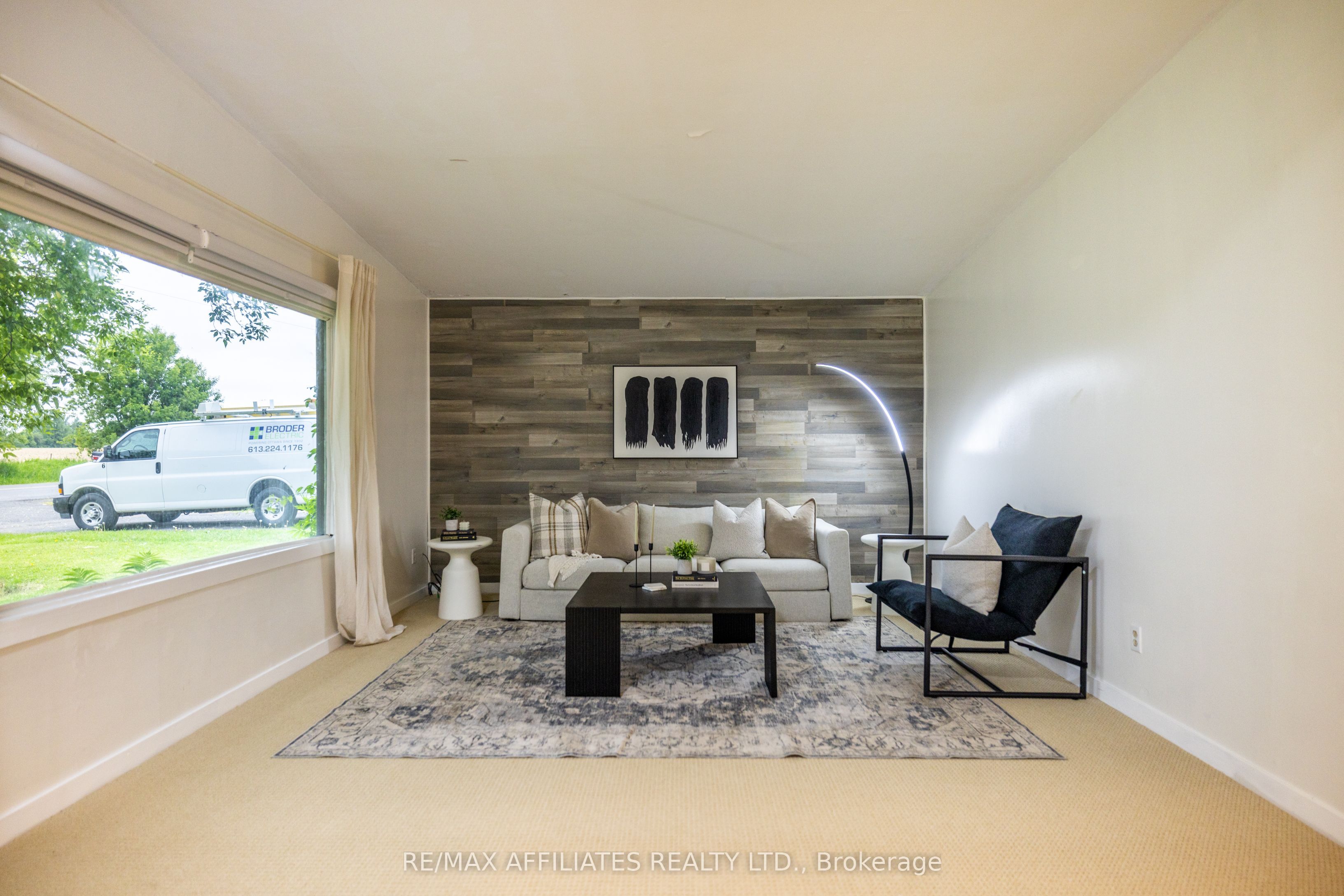 2747 Thomas Dolan Parkway