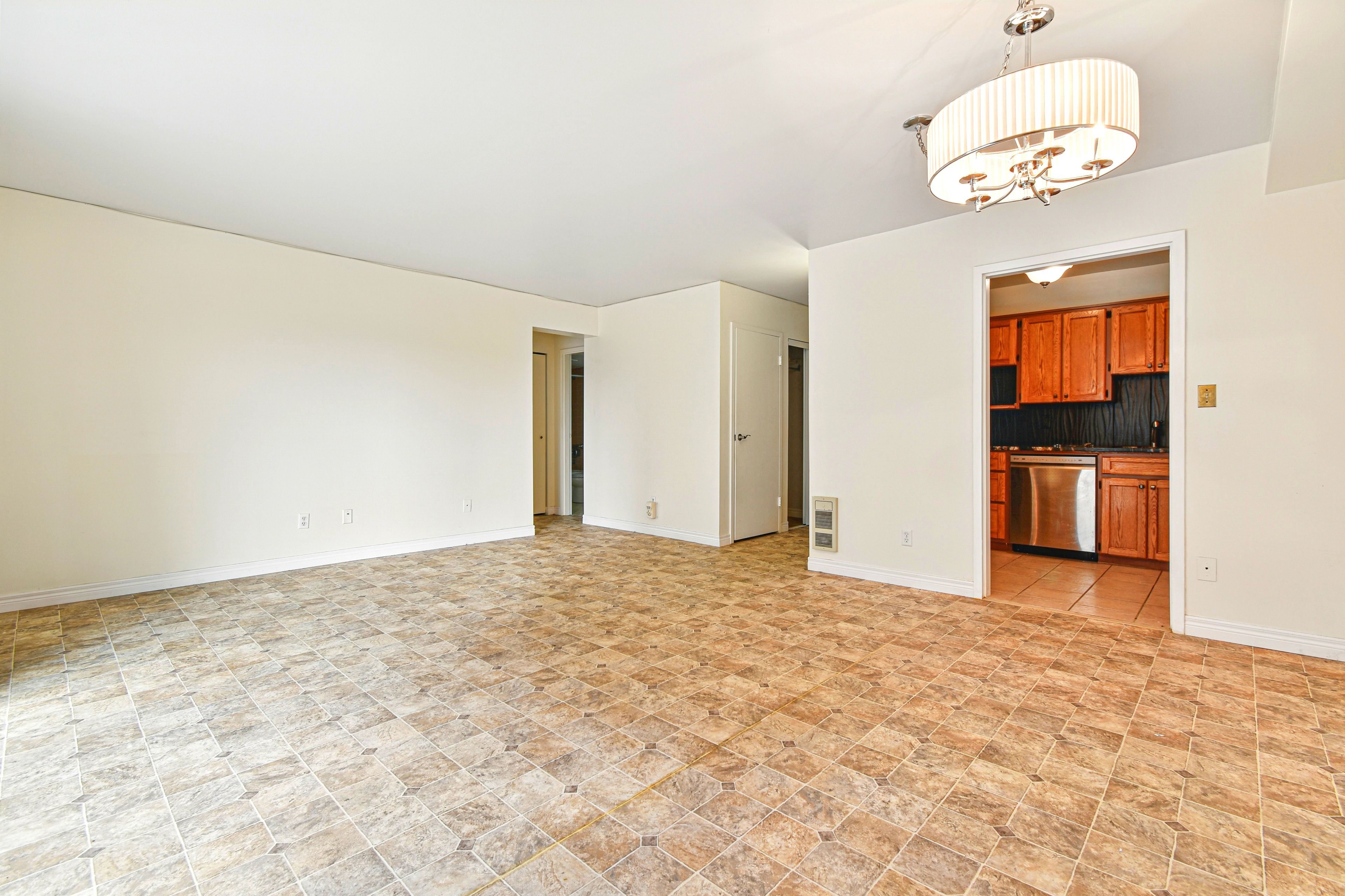 8591 Riverside Drive E 410