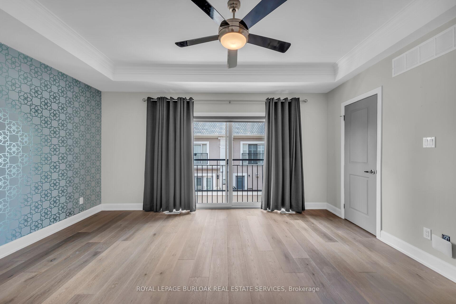 3 Bedrooms Condo at 509 Elizabeth,  Burlington For sale