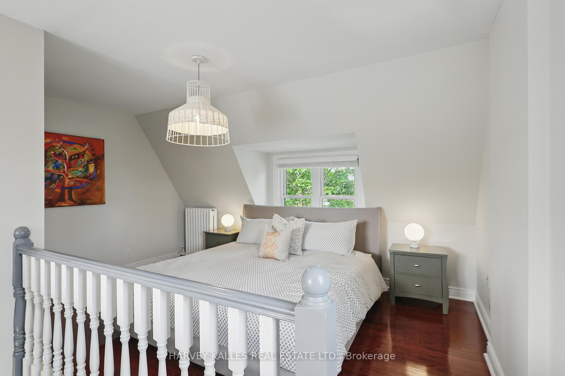 34 Winnett Avenue