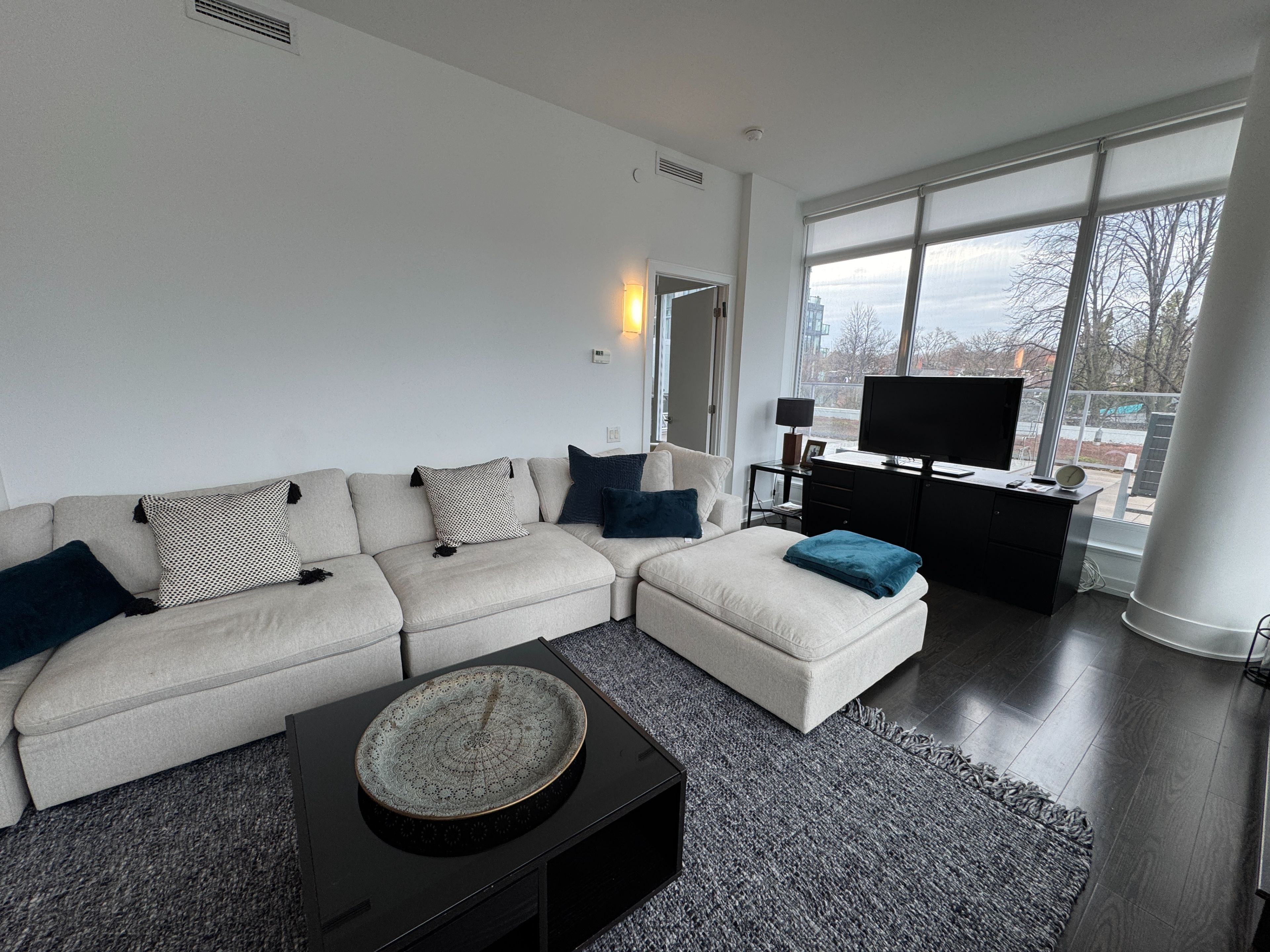 170 Avenue Road 309