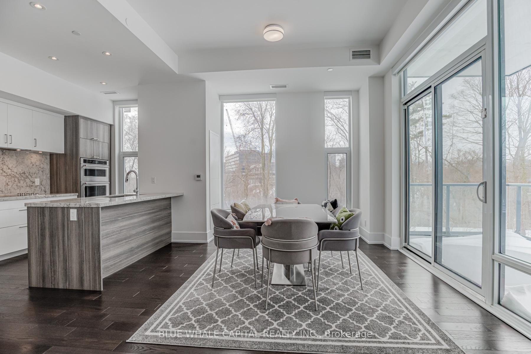 3 Bedrooms Condo at 25 Adra Grado,  Toronto For sale