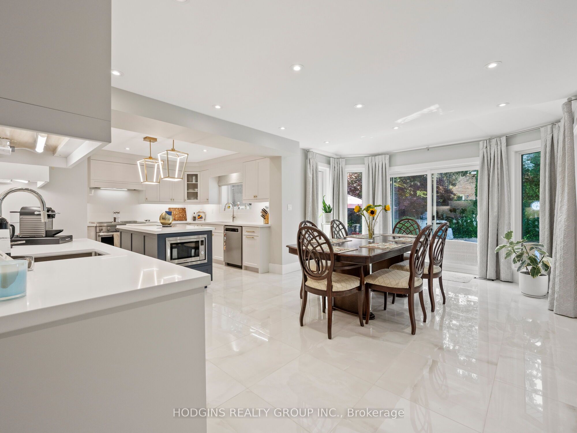 1816 Paddock Crescent