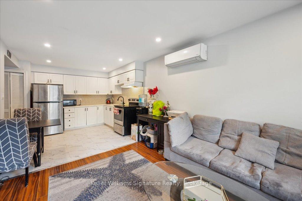 1 Bedroom Condo at 28 Victoria, Hamilton For sale