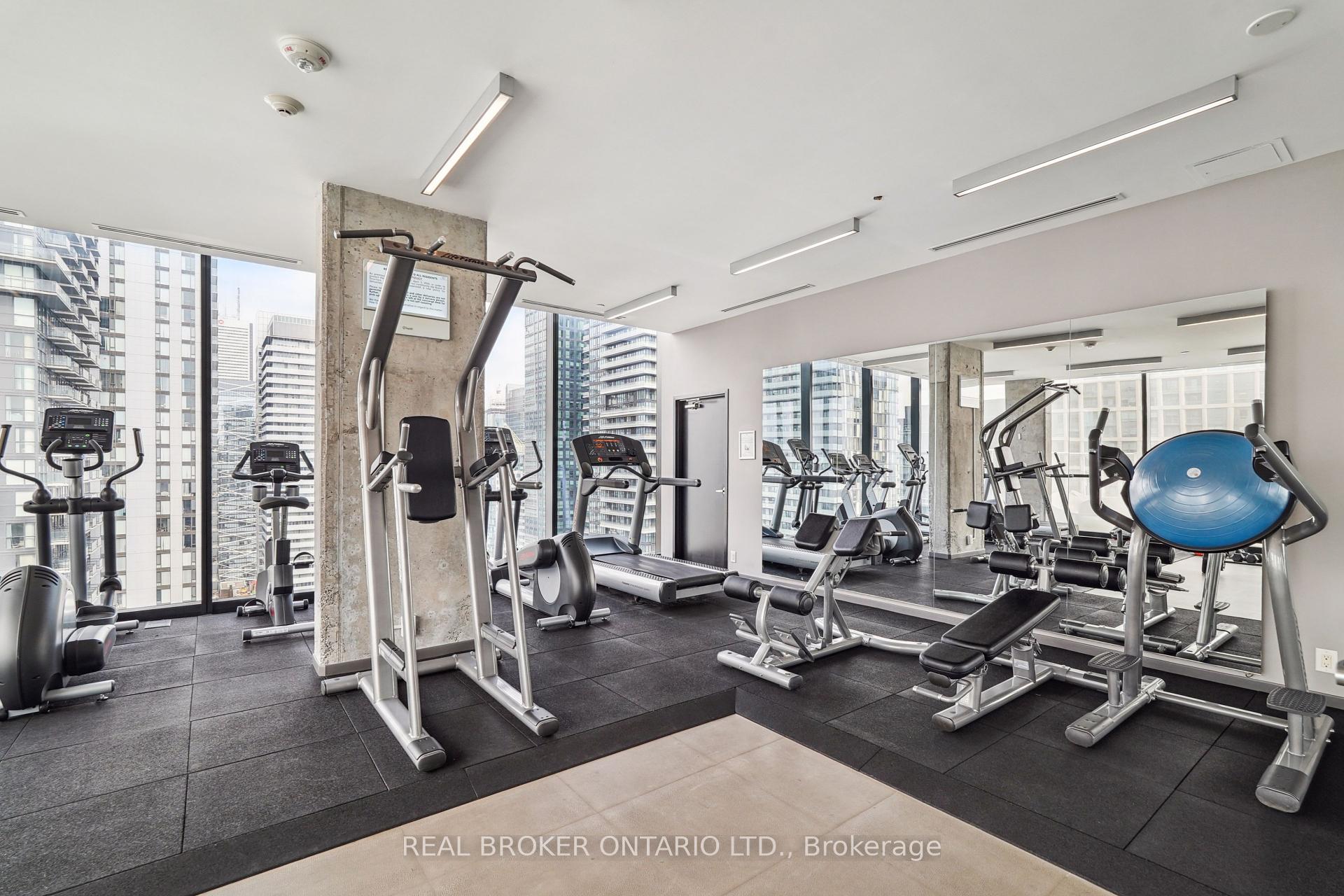 1 Bedroom Condo at 11 Charlotte,  Toronto For sale