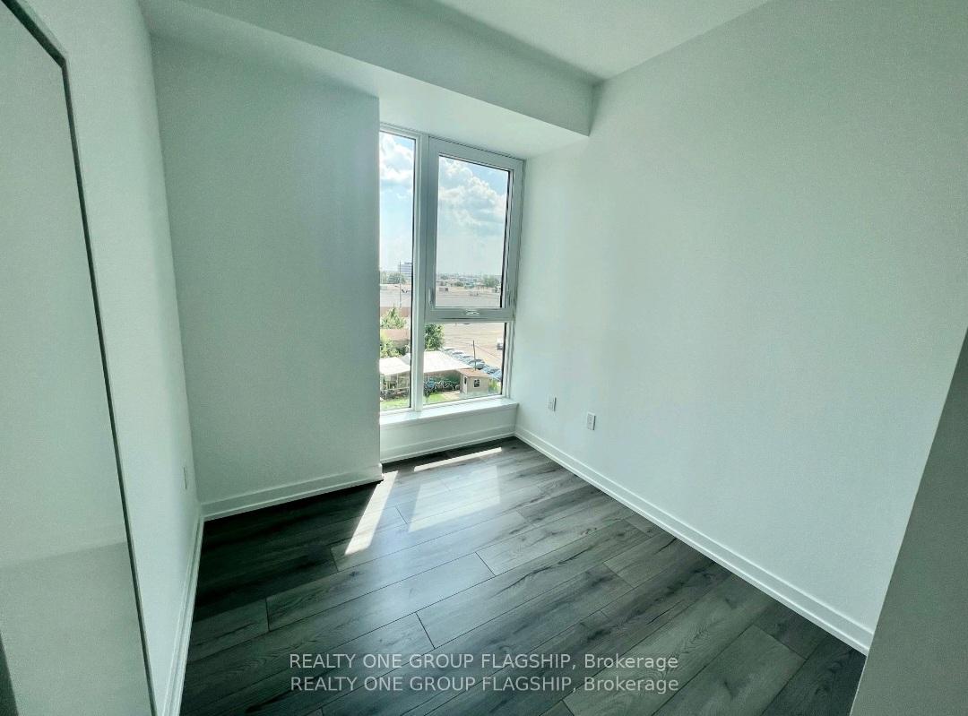 2 Bedrooms Condo at 1195 The Queensway, Toronto For sale
