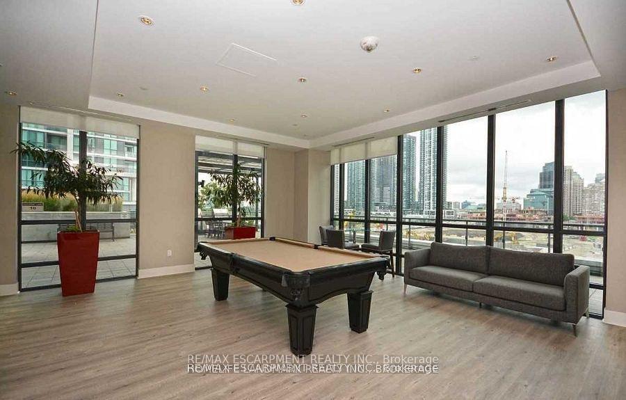 3 Bedrooms Condo at 3975 Grand Park, Mississauga For sale