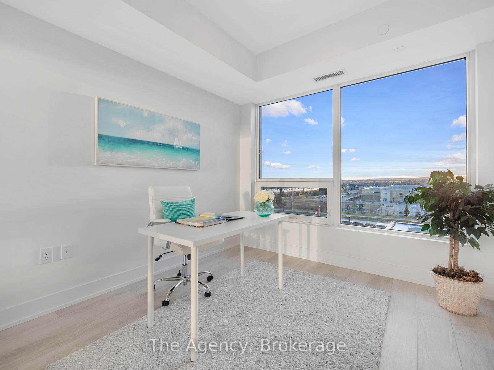 2 Bedrooms Condo at 2450 Old Bronte, Oakville For sale