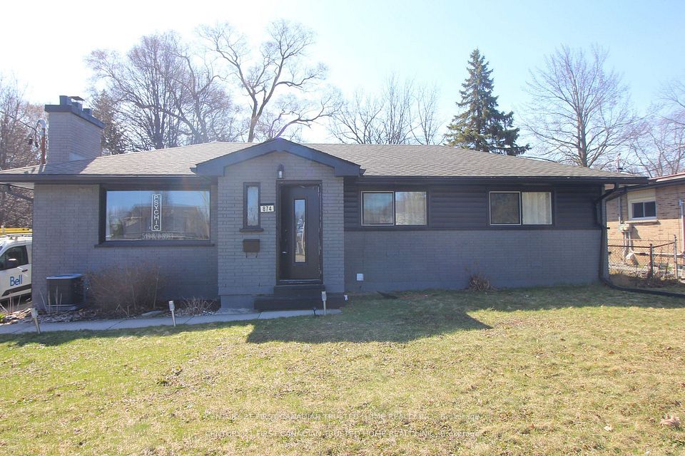 #Upper - 874 Oxford Street, London North, ON N6H 1V3