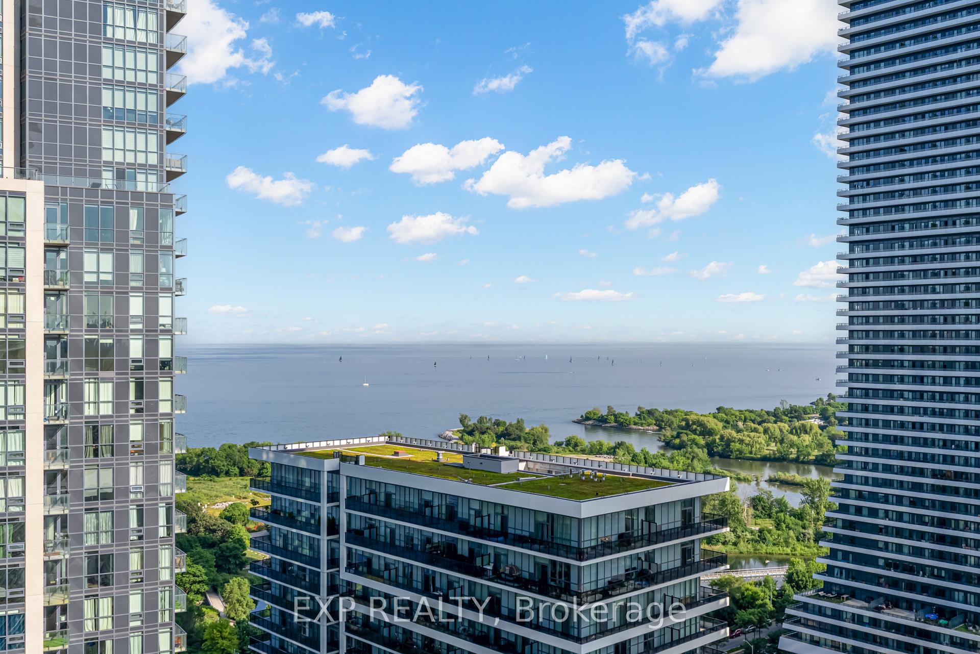 2 Bedrooms Condo at 56 Annie Craig, Toronto For sale