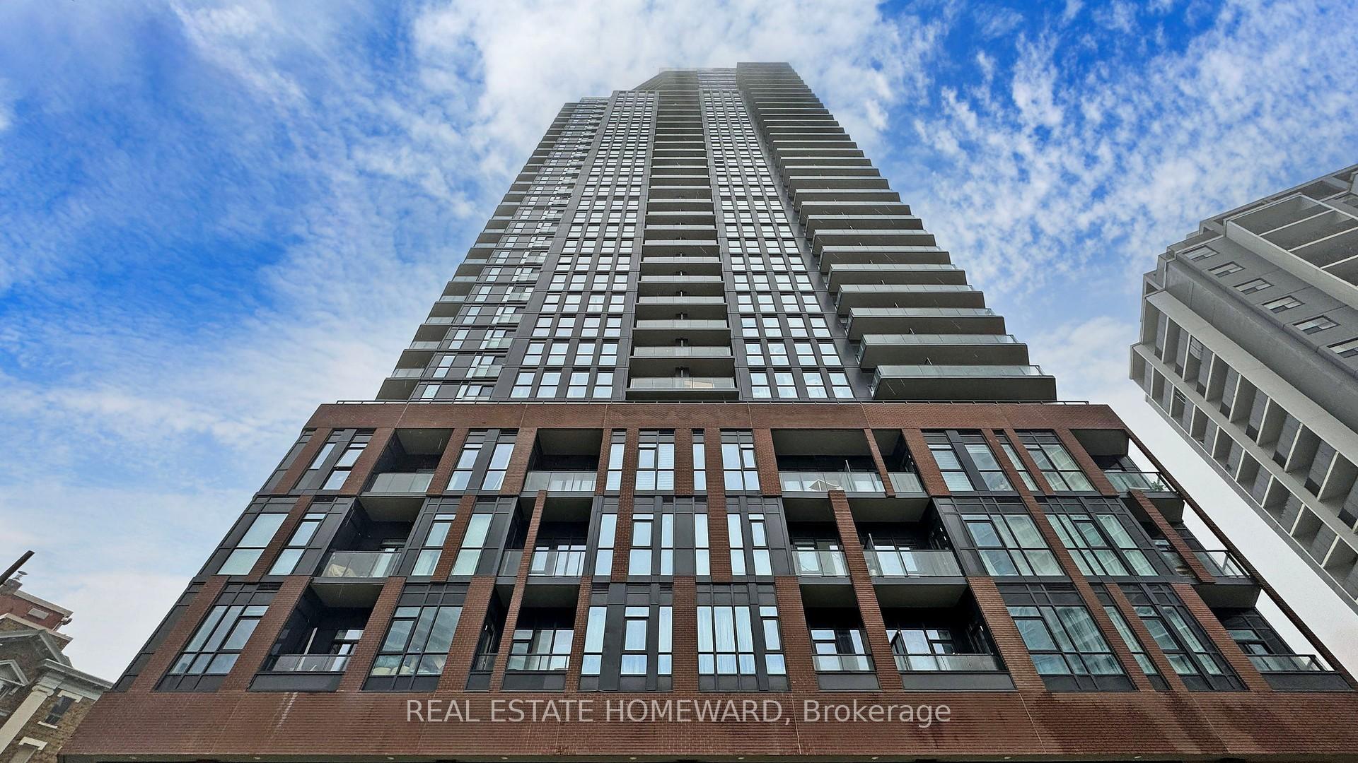 1 Bedroom Condo at 159 Wellesley,  Toronto For sale