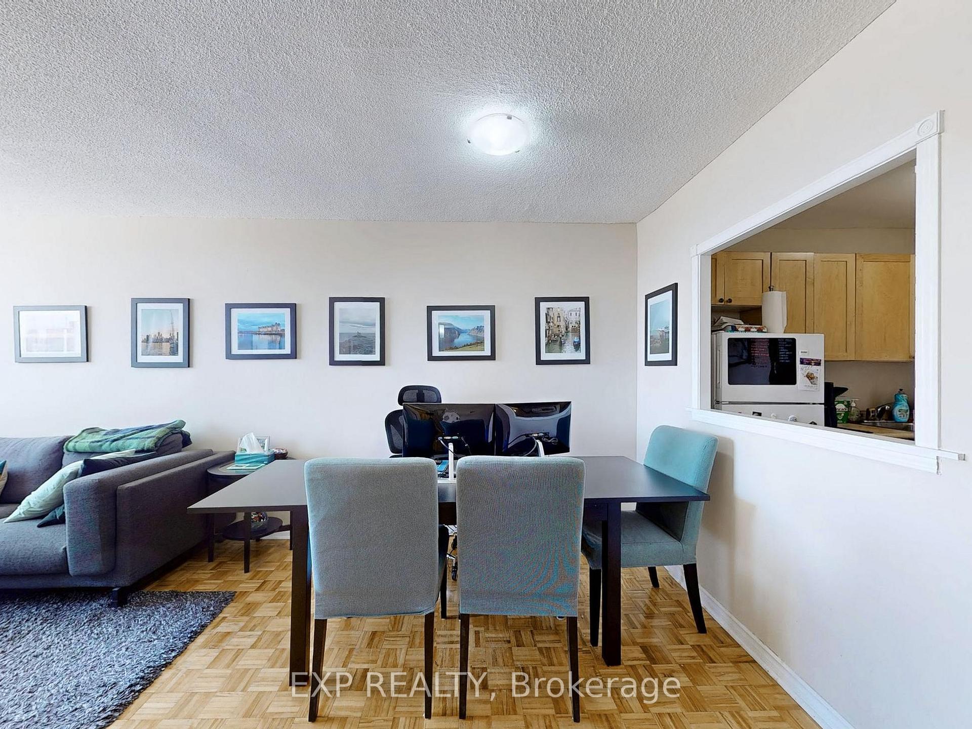 1 Bedroom Condo at 914 Yonge, Toronto For sale