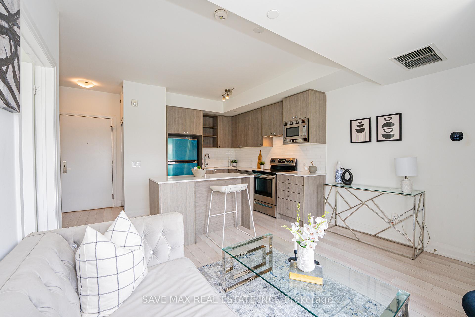 3 Bedrooms Condo at 155 Downsview Park, Toronto For sale